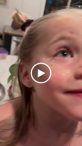 Customer video review of Gold Stardust Speckles Makeup Patches
