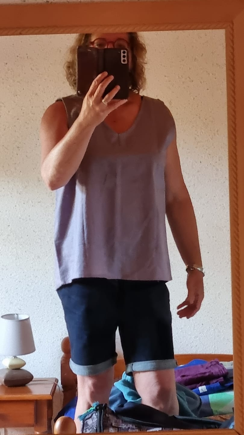 Customer photo review of Débardeur Félicie - Lin parme