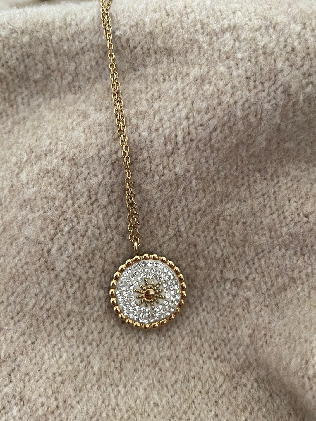Customer photo review of Sunshine Kette 14K Vergoldet