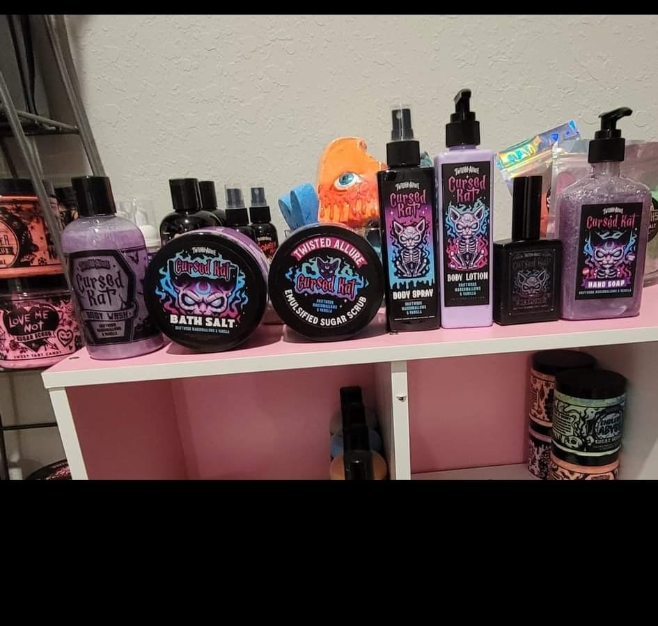 Customer photo review of Cursed Kat Body Lotion