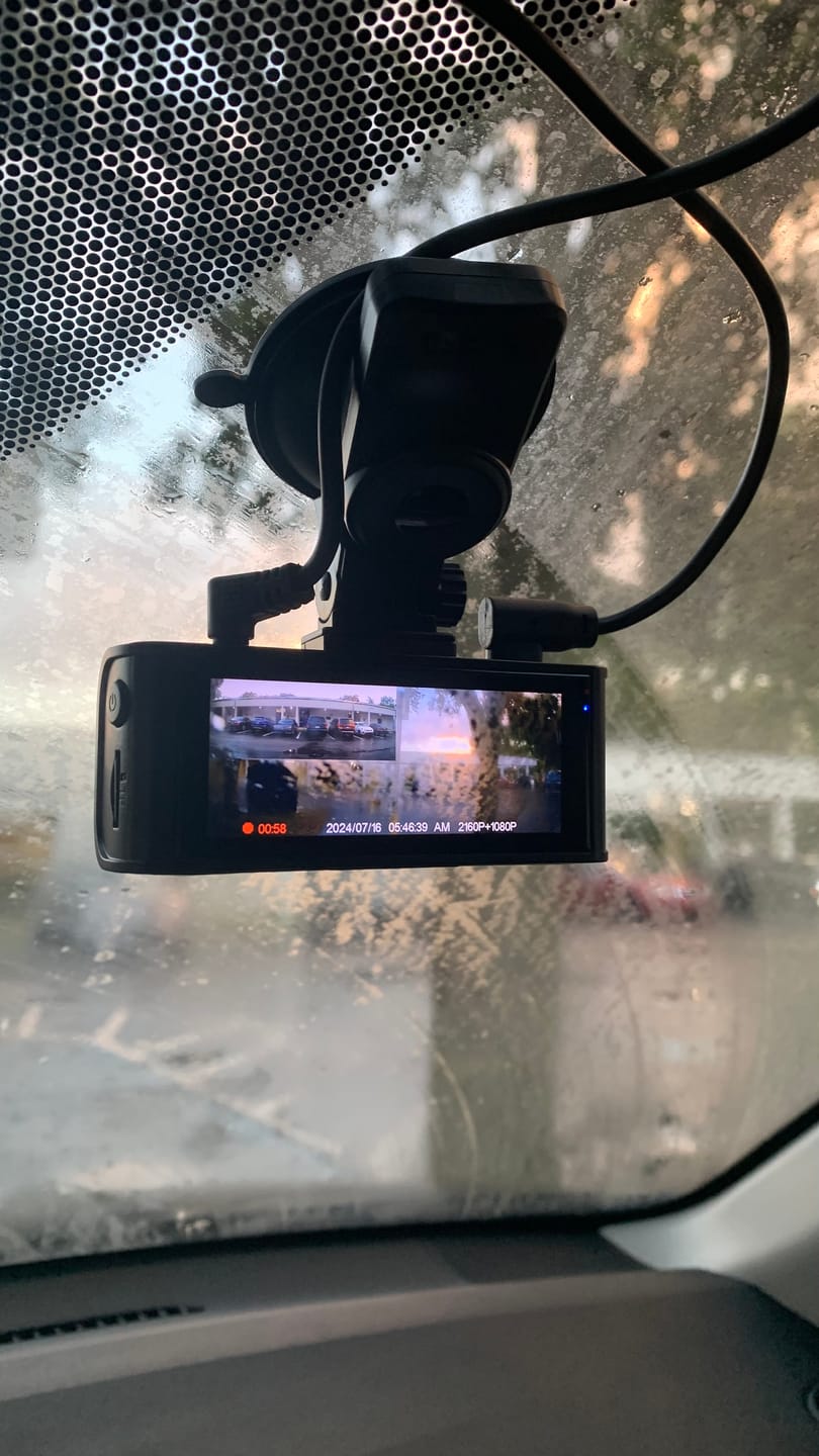 Customer photo review of Redtiger F7N/F17 Dash Cam Suction Mount with GPS Module