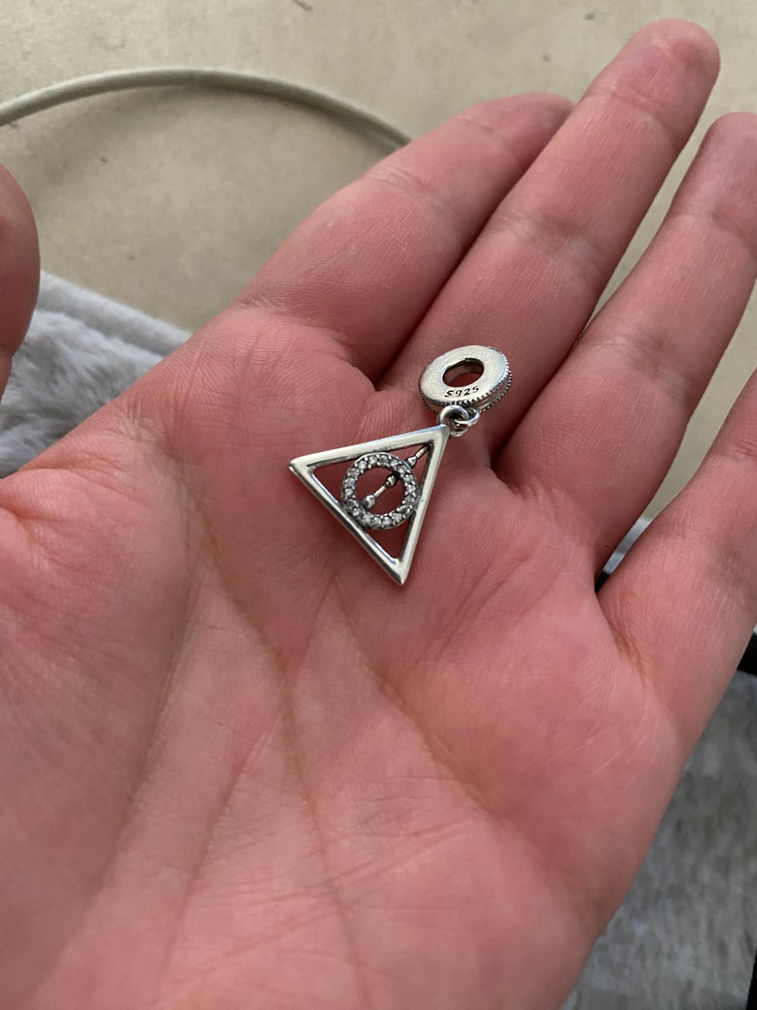 Customer photo review of Charm Reliquias de la Muerte