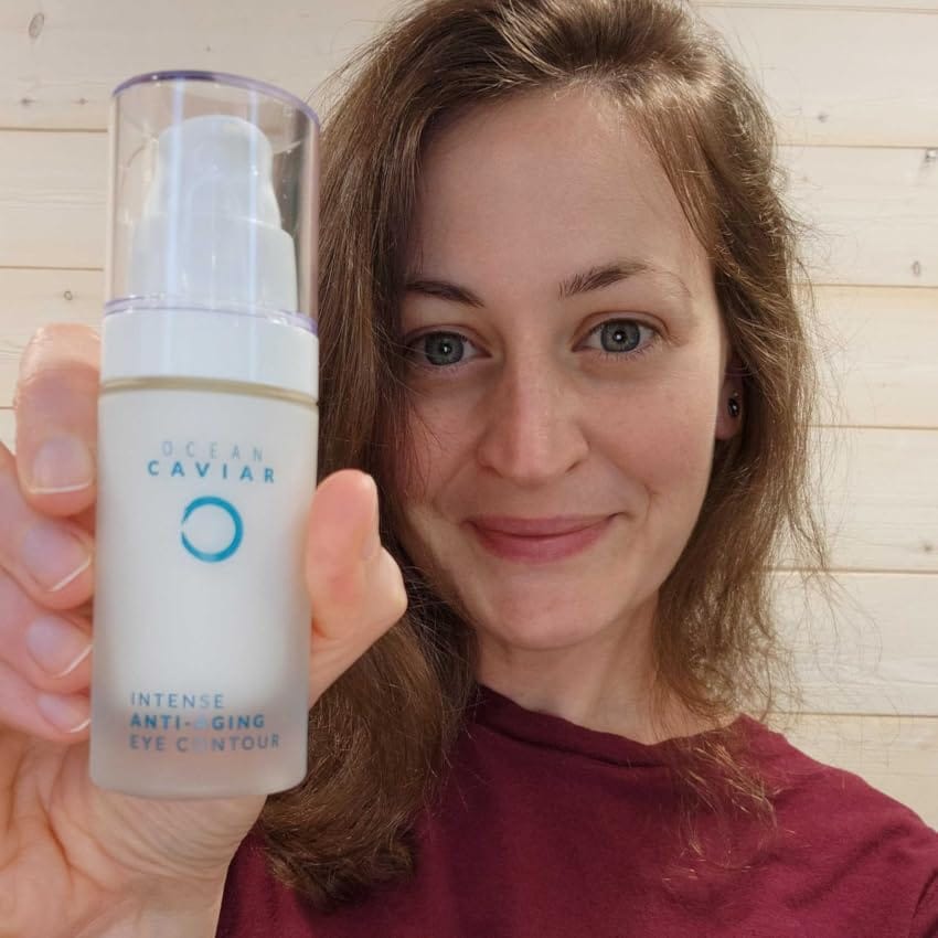 Customer photo review of Noche Y Dia Caviar Anti-Aging Eye Contour Cream