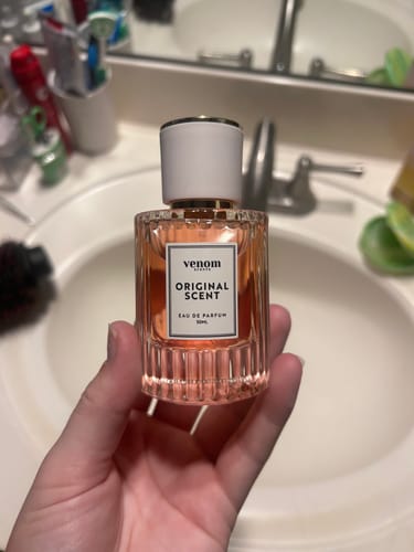 Customer photo review of Venom™ Pheromone Perfume Collection