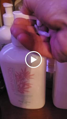 Customer video review of HN Kiwi & Cactus Water After Tan Extender