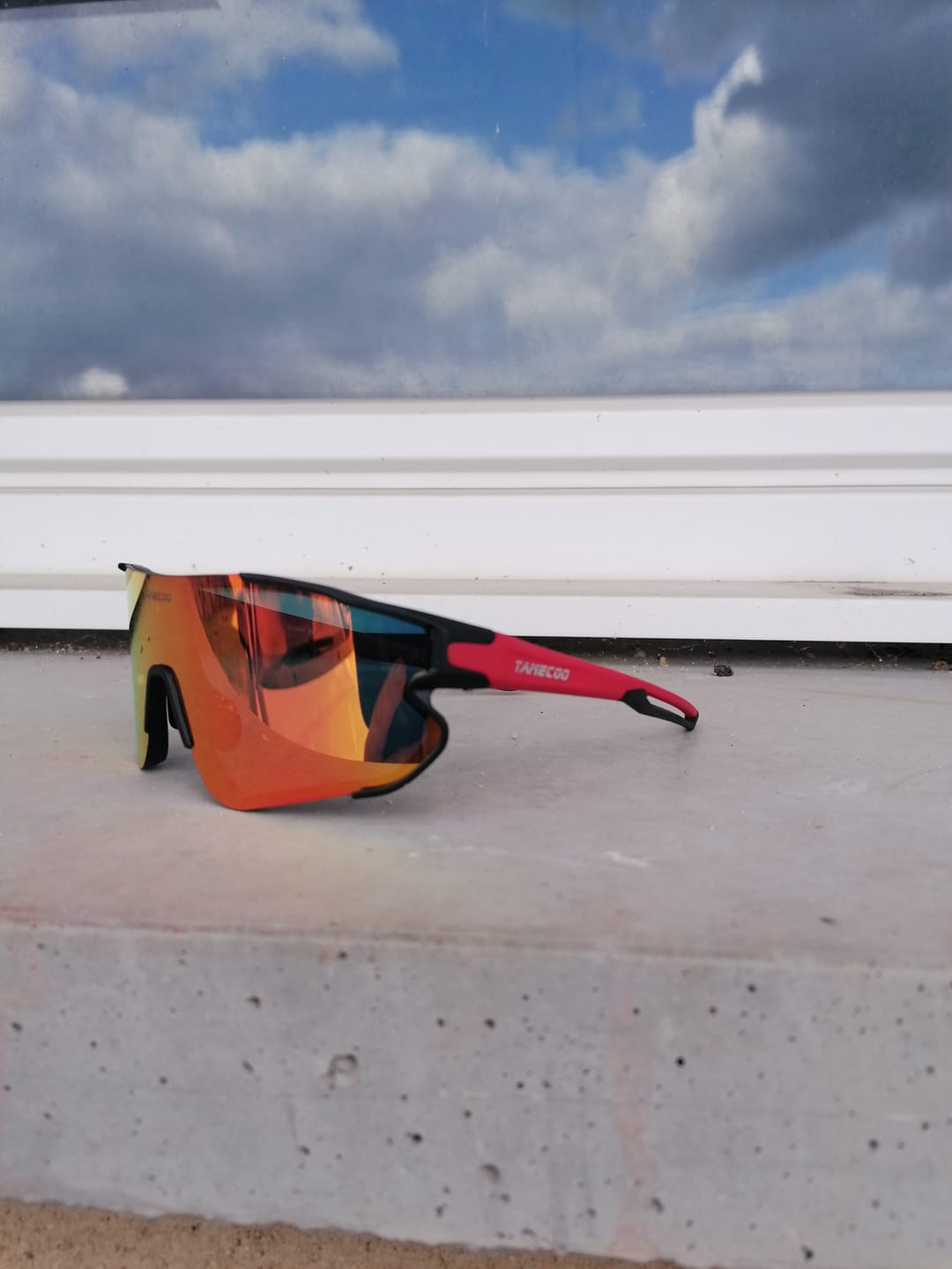 Customer photo review of Lunettes Vélo Verres Interchangeables - Rouge - OPTIMAX