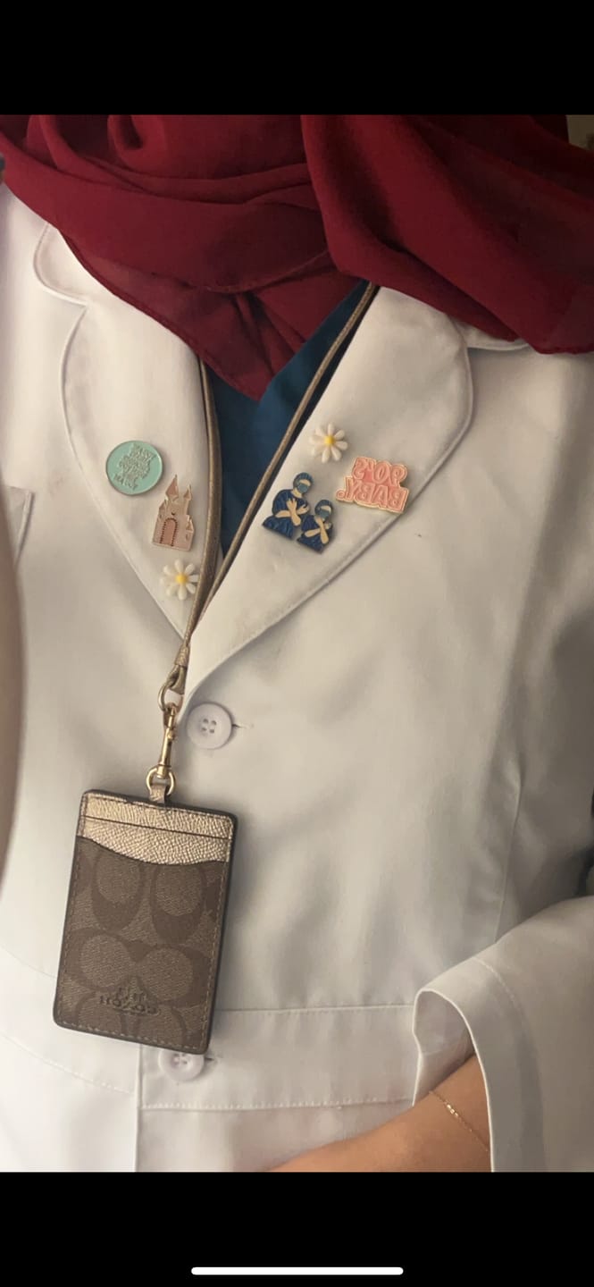 Customer photo review of لابكوت ليلي جريز اناتومي ~ Lily Lab Coat Grey's Anatomy