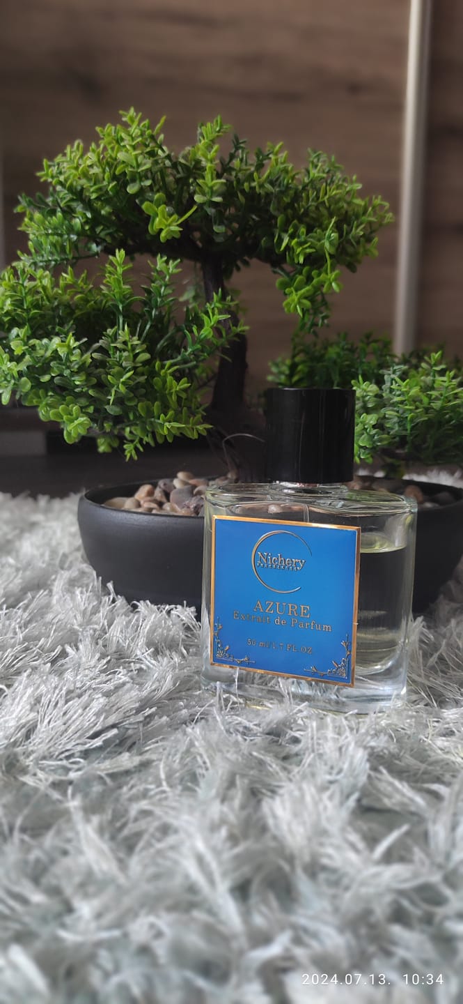 Customer photo review of Nichery Azure Extrait de Parfum - Férfi 50ml - ÚJ ÜVEG