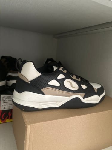 Customer photo review of FLAME White Black Beige Men's casual sneaker