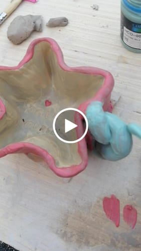 Customer video review of Spritz & Clay - ceramic workshop for WAO community only