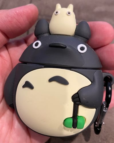 Customer photo review of My Neighbor Totoro AirPod Case