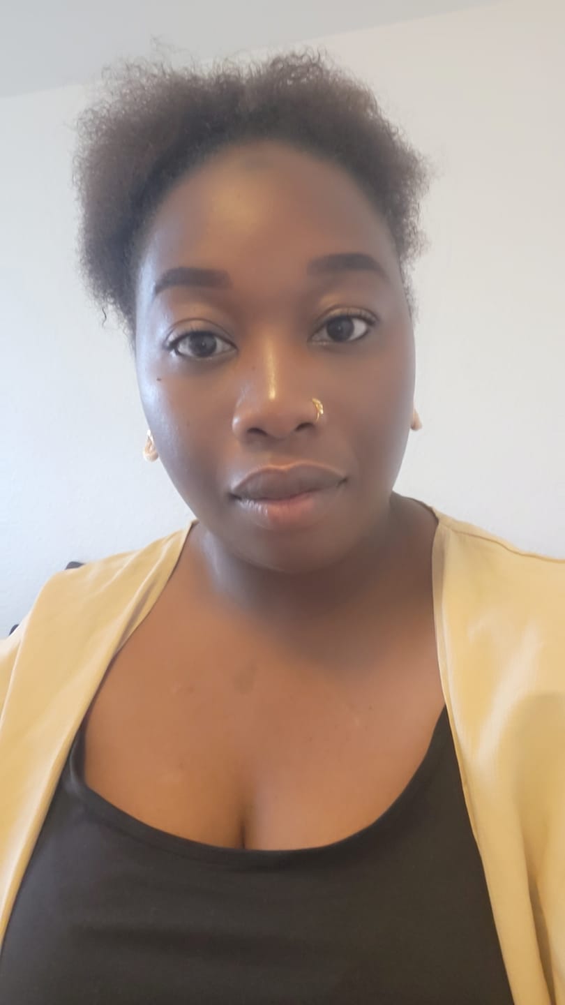 Customer photo review of Piercing au nez Amalya