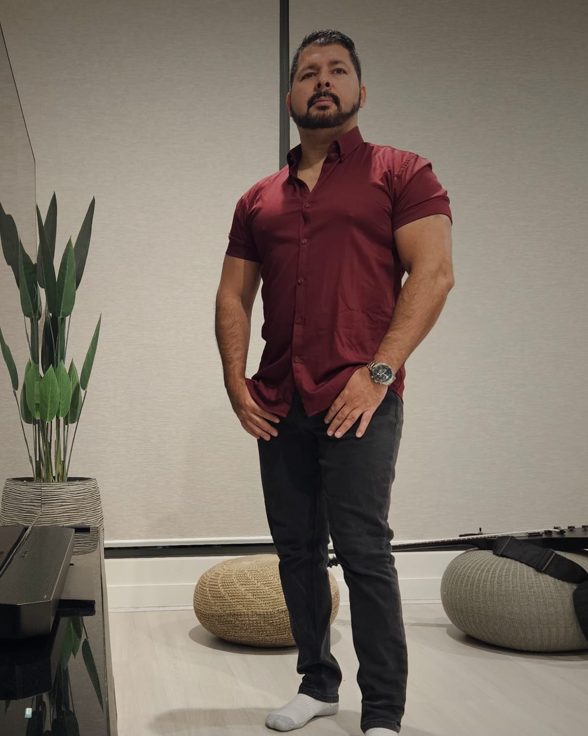Customer photo review of Bamboo Satin Stretch Short Sleeve Shirt - Burgundy