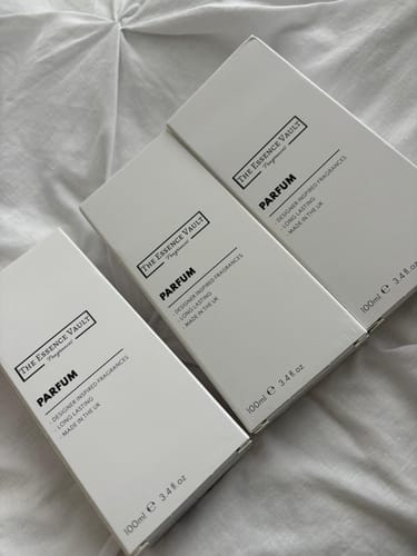 Customer photo review of 3x 100ml Perfume Set + Free 30ml Perfume