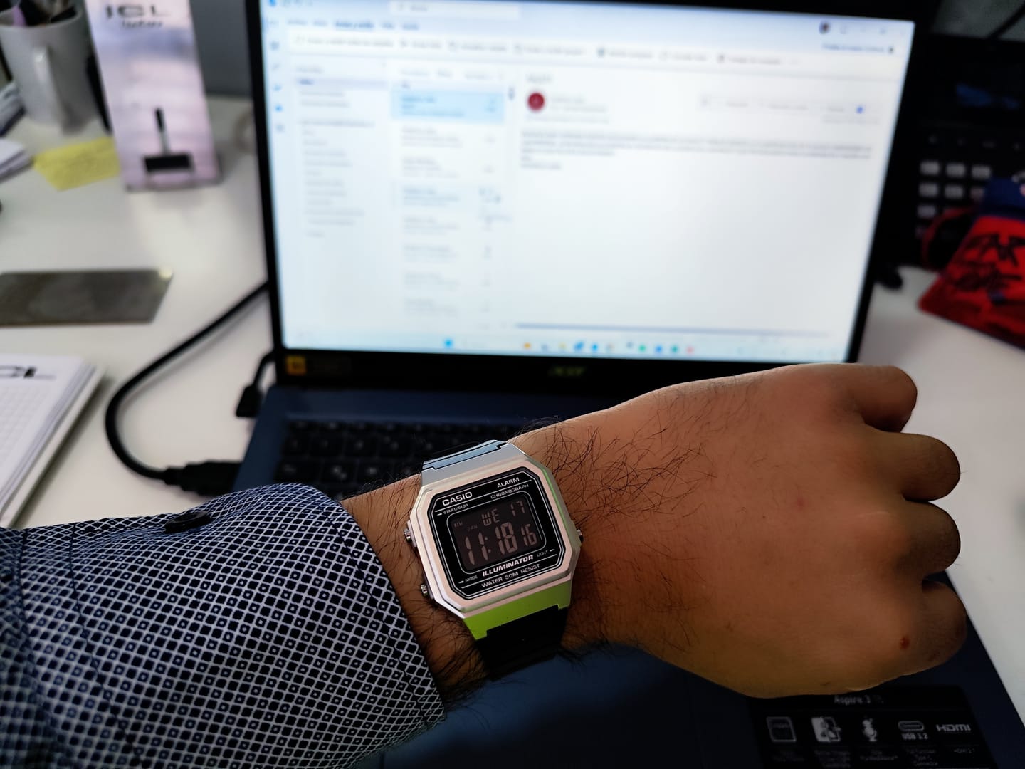 Customer photo review of Reloj Casio Vintage W-217HM-7BV Plateado/Negro