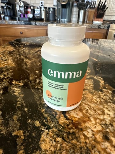 Customer photo review of Emma