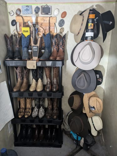 Customer photo review of Men's Exotic Inlay Western Boots