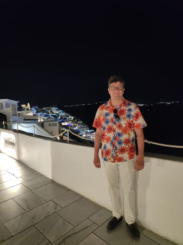 Customer photo review of Chemise hawaïenne boutonnée à manches courtes pour hommes