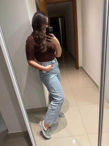 Vitória C. review of Calça Jeans Reta Araçá Azul Claro image 1 out of 1