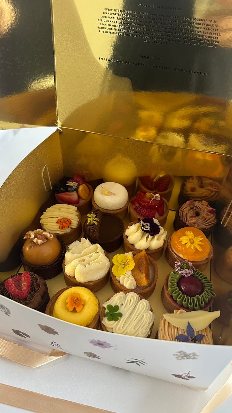 Customer photo review of The Dessert Connoisseur 16pcs