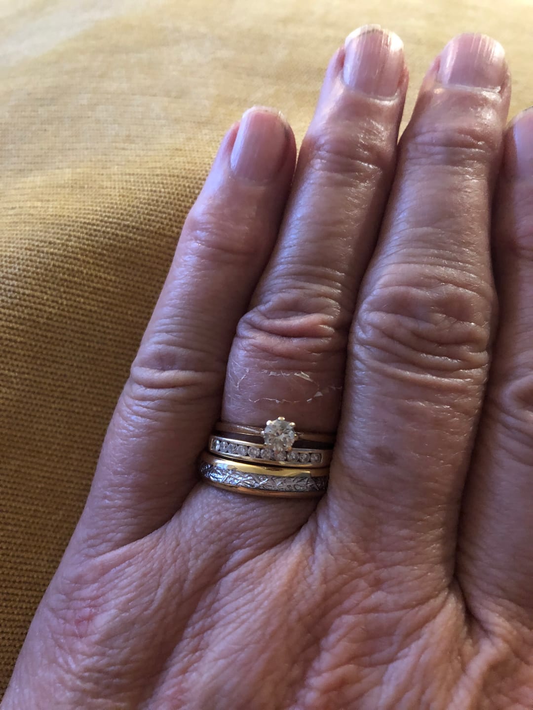 Customer photo review of The Golden Steel 4mm Wonder Ring
