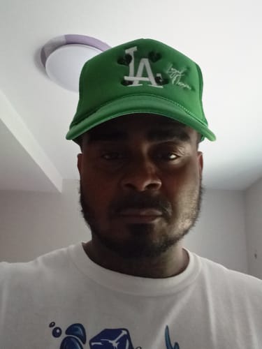 Customer photo review of LA Signature Trucker