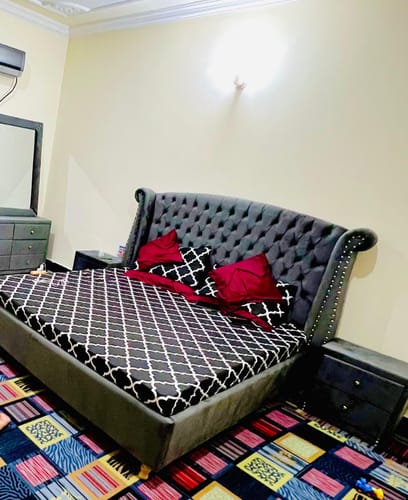 Customer photo review of Maroon Pin Tuck-Cushion Covers Pack of Two