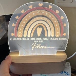 Customer photo review of Personalisierte Nachtlampe für Kinder Regenbogen