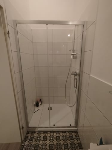 Customer photo review of SONNI Dusche Nischentür Schiebetür mit Rahmen ESG Glastür 100-120cm Höhe 185cm
