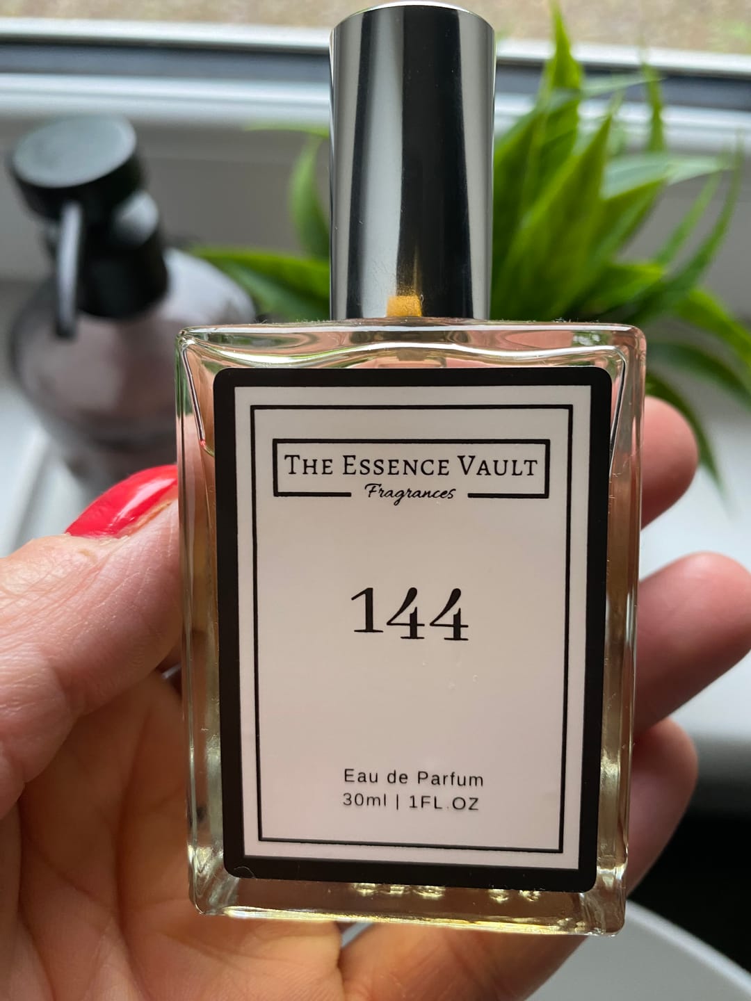 Customer photo review of Inspired by La Vie Est Belle - 144