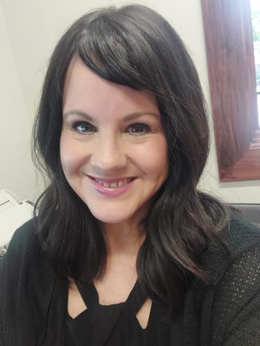 Customer photo review of 16-18" Lace Front Wig "The Mila Balayage"