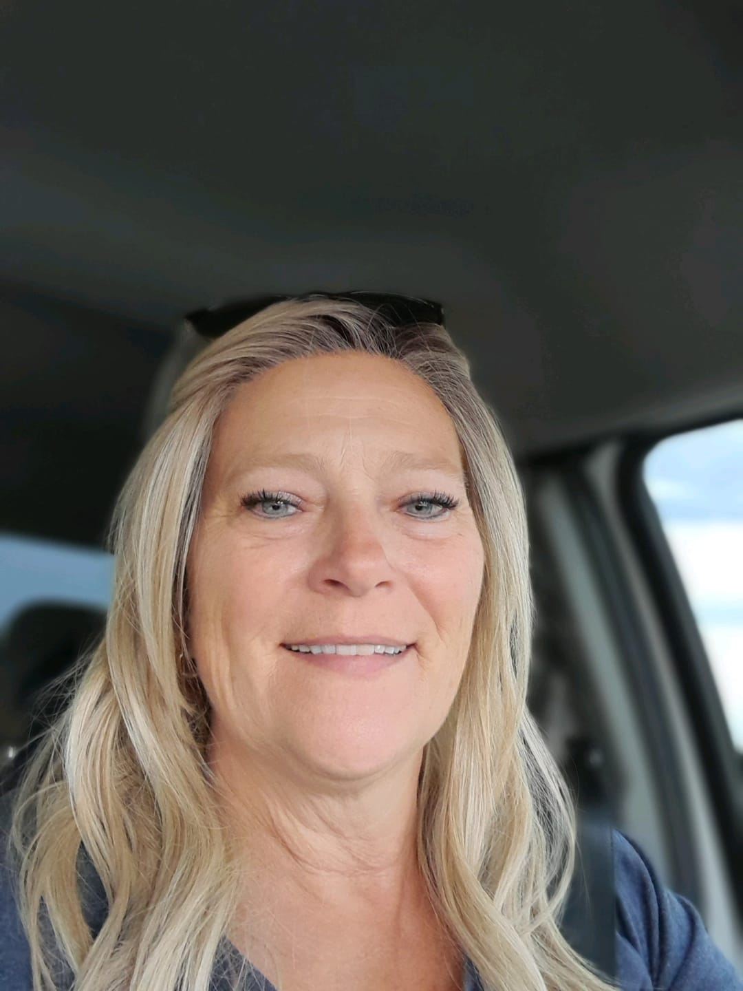 Customer photo review of TOTAL TRANSFORMATION - Buttermilk Blonde