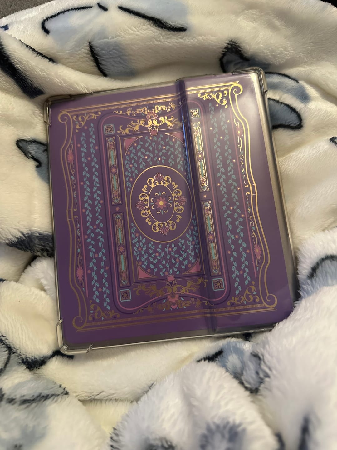 Customer photo review of Kindle Sticker Inserts - Literati Purple