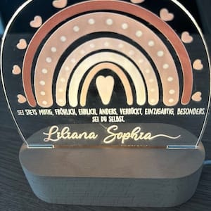 Customer photo review of Personalisierte Nachtlampe für Kinder Regenbogen