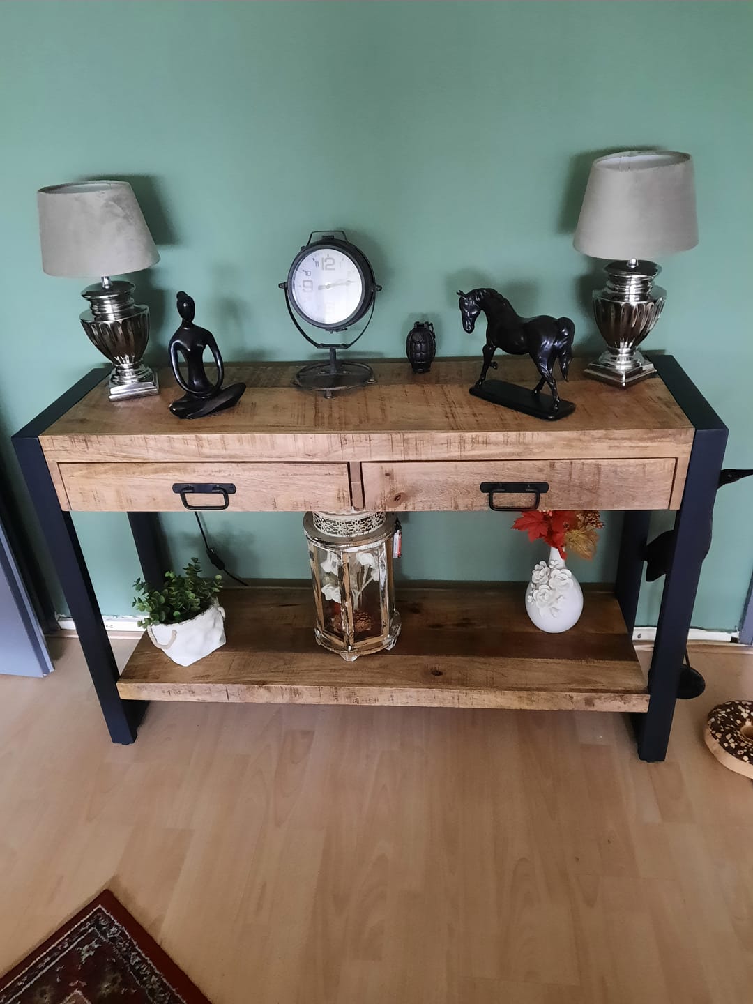 Customer photo review of Sidetable Mangohout en Staal | 120 x 35 x 76 cm