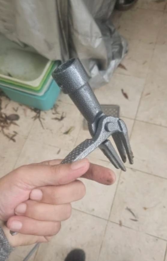 Customer photo review of Gripzter Ugressfjerner - Fjern ugress uten problemer