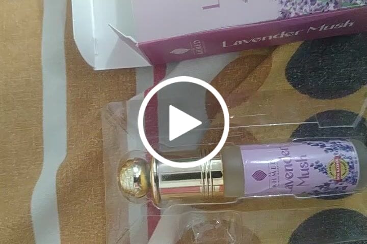 Customer video review of AL AHMED LAVENDER MUSK ATTAR ROLL ON PERFUME | LONG LASTING FRAGRANCE PERFUME FOR MEN AND WOMEN | 100% ALCOHOL FREE |  ATTAR PERFUME | 6ML)