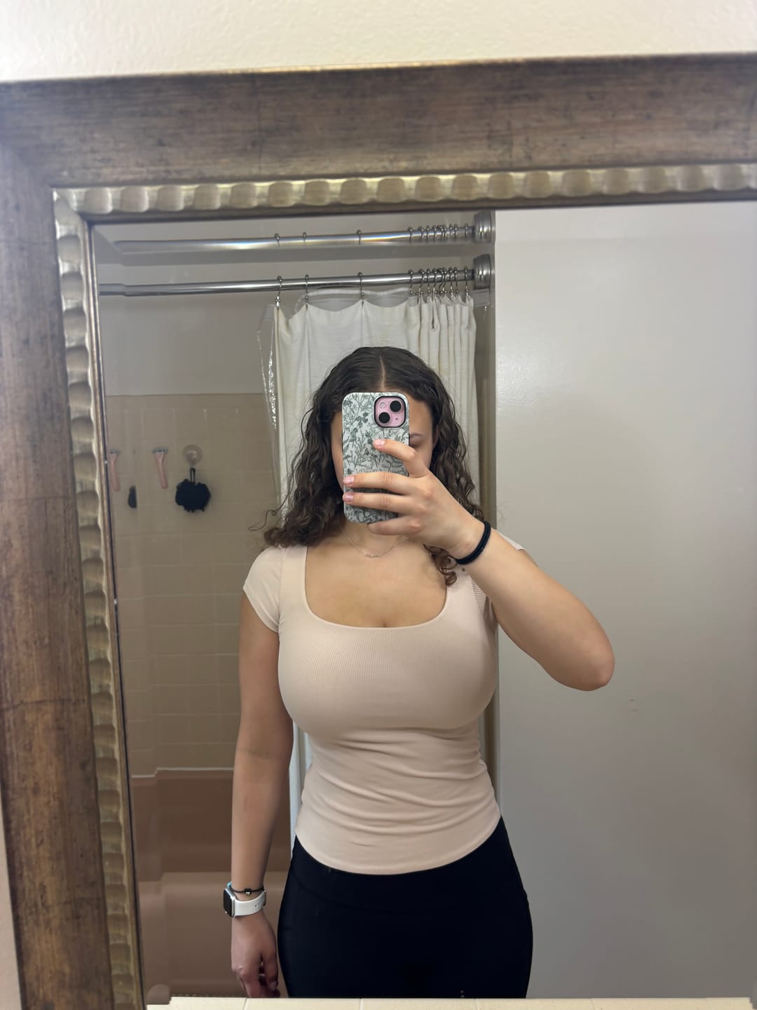 Customer photo review of Busty Basics - T-shirt