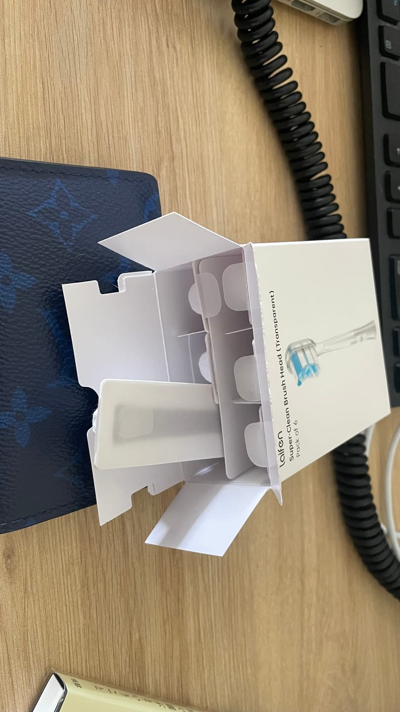Customer photo review of Laifen Wave Toothbrush Heads