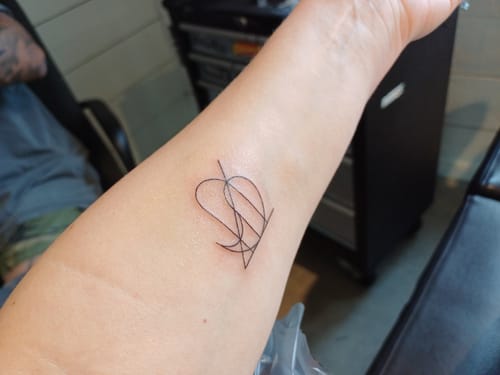 Customer photo review of Custom Logos