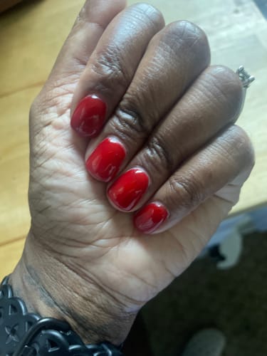 Customer photo review of D55 Mia Red Crème Dip Powder