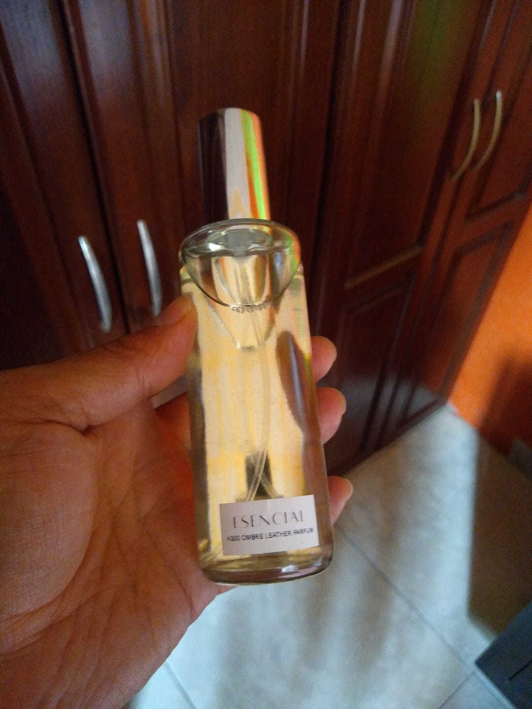 Customer photo review of H300 Inspirado en: Ombré Leather Parfum - Tom Ford