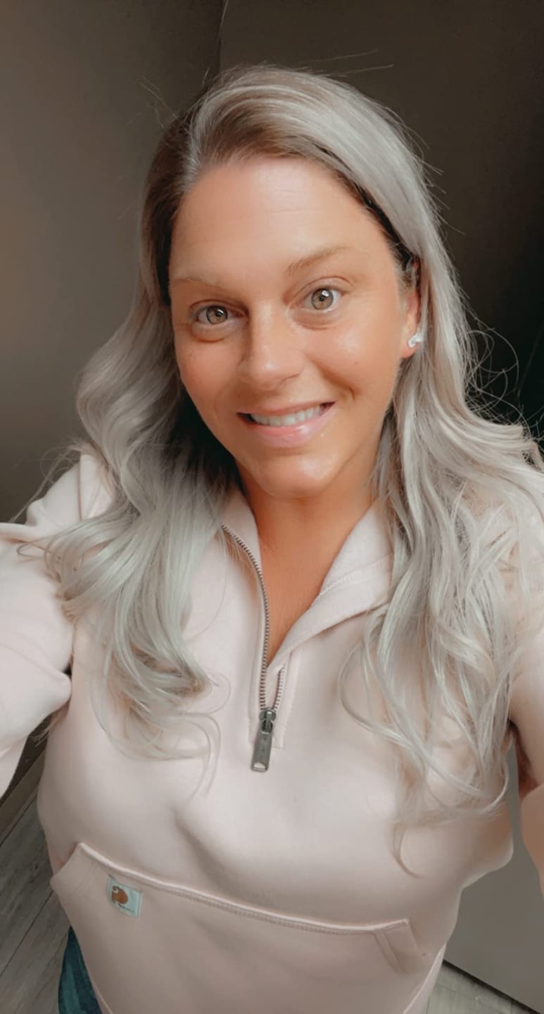 Customer photo review of Moresoo Human Bundles Sew In Virgin Pu Weft Seamless Hair White Blonde (#1000)
