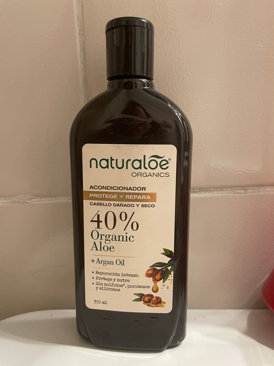 Customer photo review of Acondicionador Reparación Aloe & Argán Oil 350ml