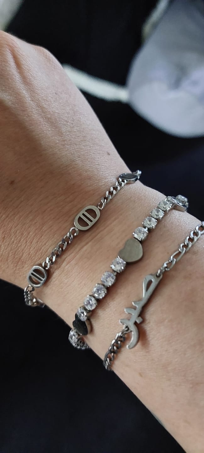 Customer photo review of Five Prestige Armband | 18K vergoldet