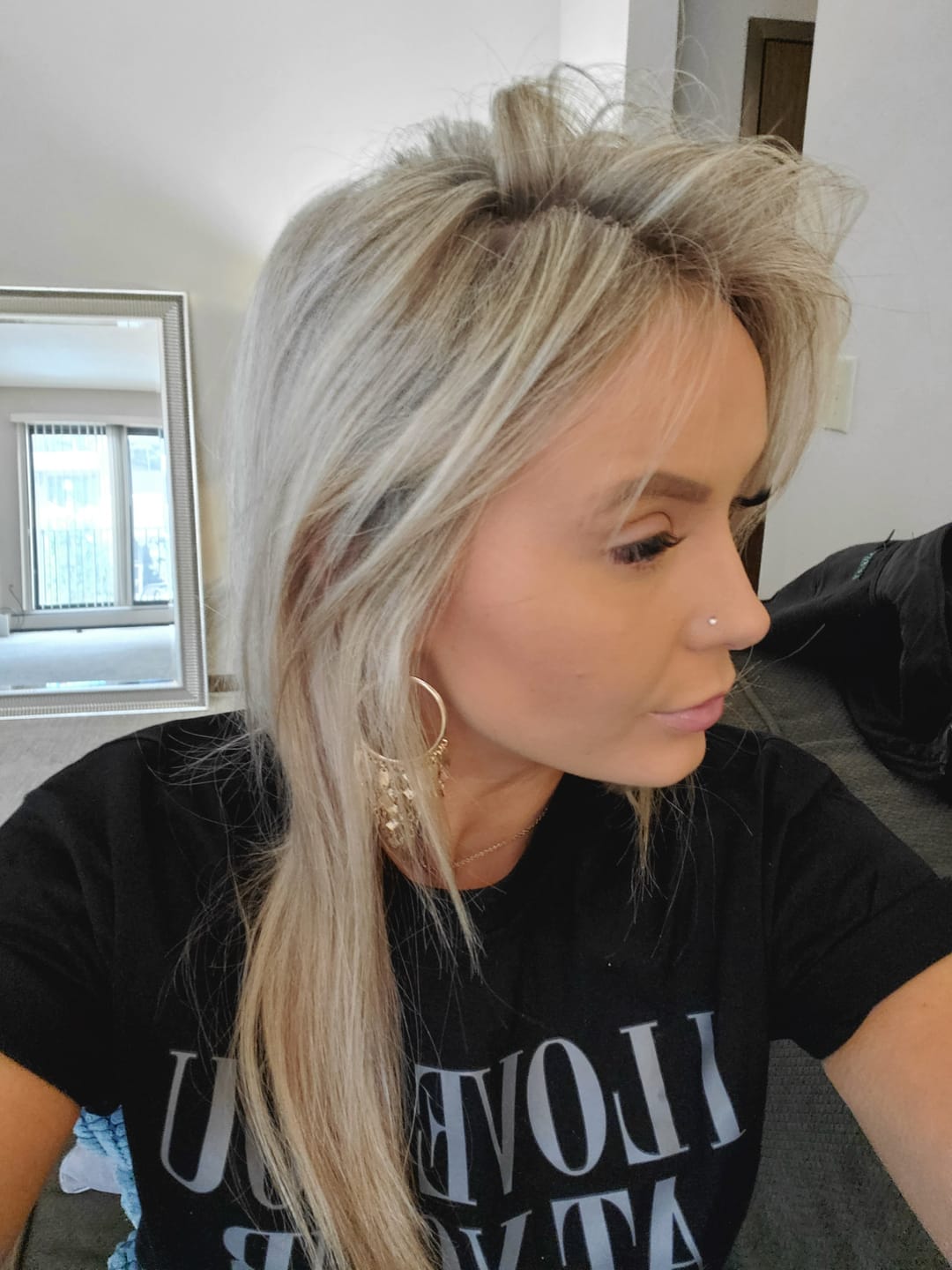 Customer photo review of Moresoo Human Bundles Sew In Virgin Pu Weft Seamless Hair White Blonde (#1000)