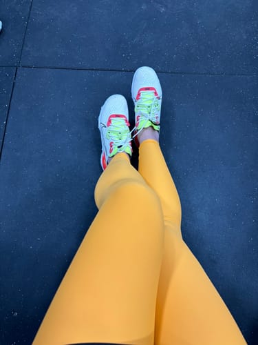 Customer photo review of Leggins Tropicalia Passion Fruit