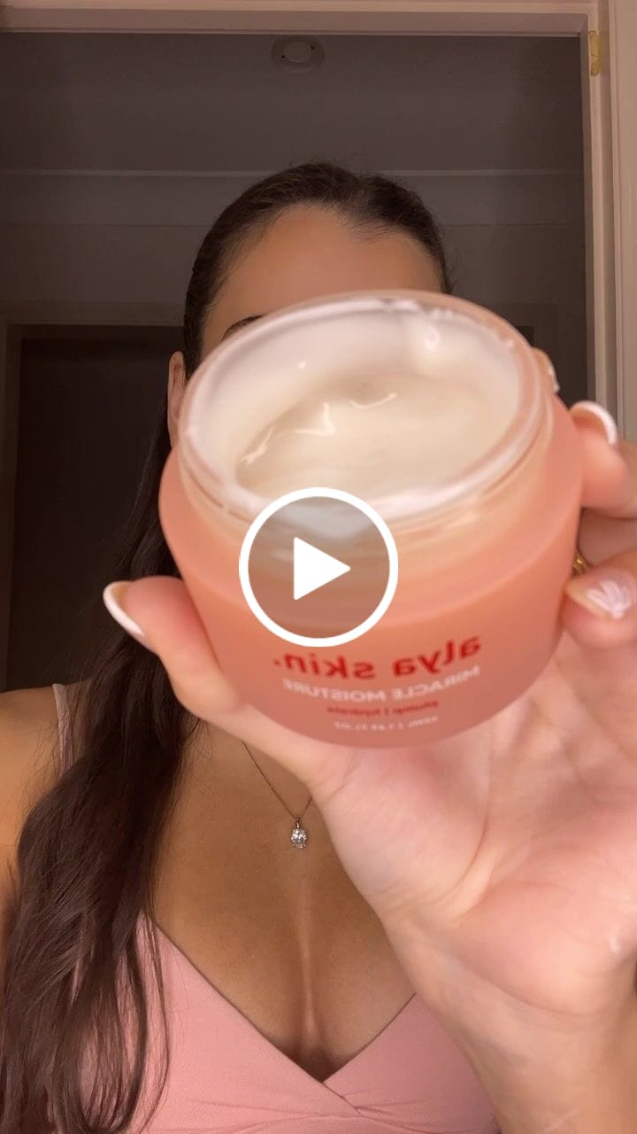 Customer video review of Miracle Moisture