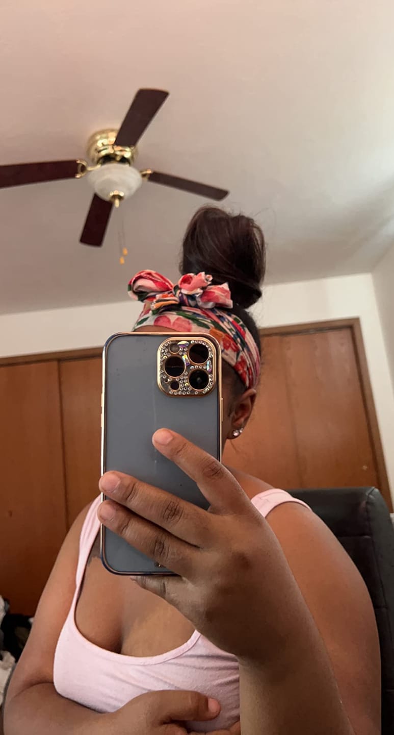 Customer photo review of Moresoo Weft Hair Sew In Virgin Pu Weft Human Hair Bundles Chocolate Brown (#4)