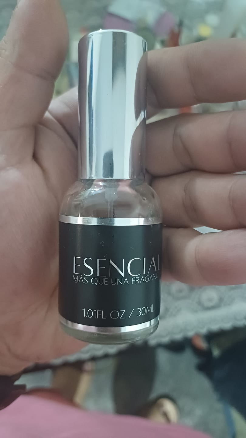 Customer photo review of H122 Inspirado en: Light Blue For Men - Dolce & Gabbana